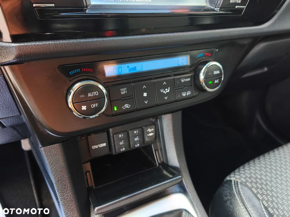 Toyota Corolla 1.6 Prestige - 16
