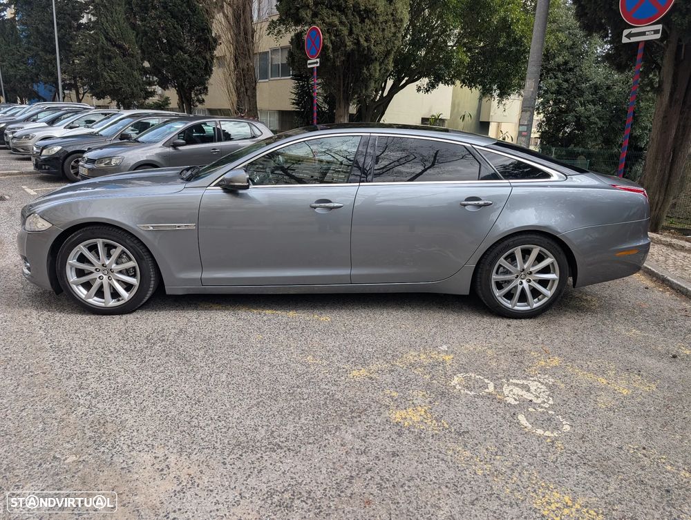 Jaguar XJ 3.0 D V6 LWB Premium Luxury - 3
