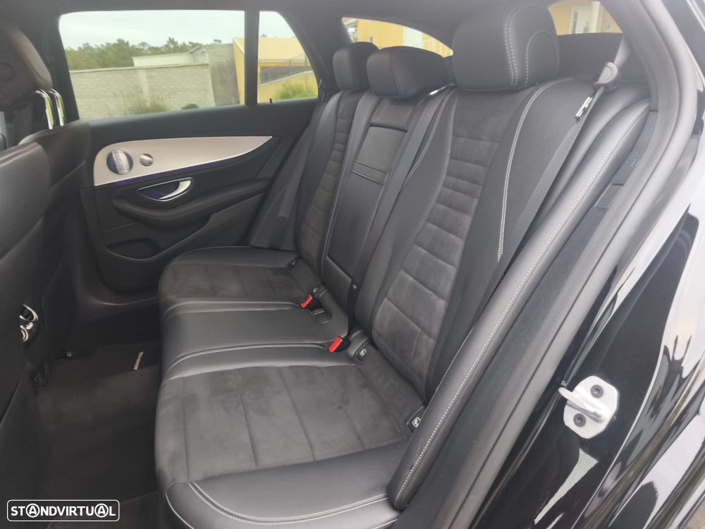 Mercedes-Benz E 300 de AMG Line - 10