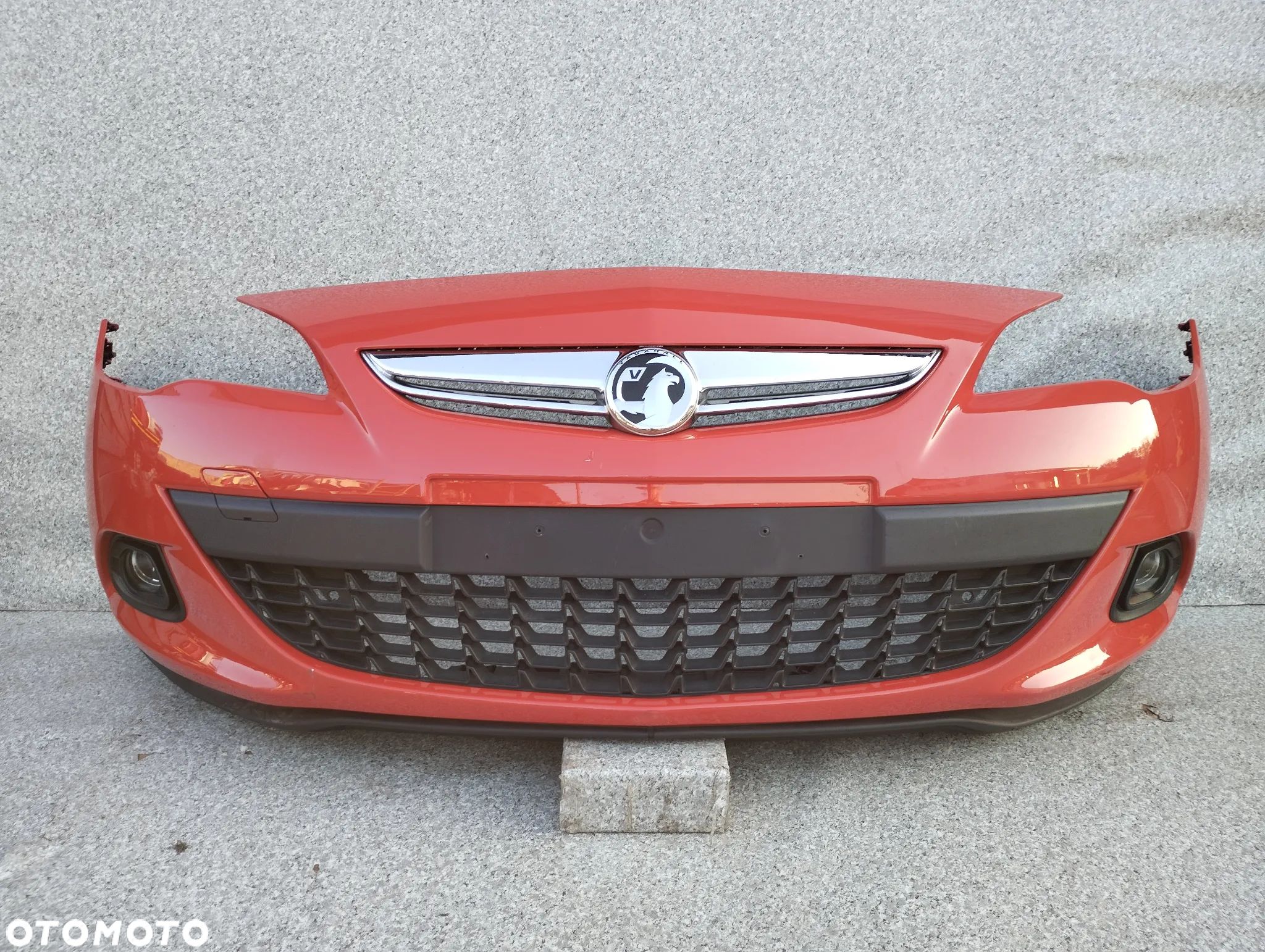 Opel Astra J IV GTC 3d Coupe zderzak przód przedni - 1