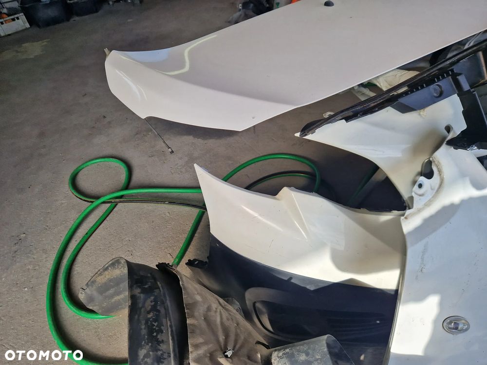 Sprzedam kompletny przód do peugota Experta 2019 - 9