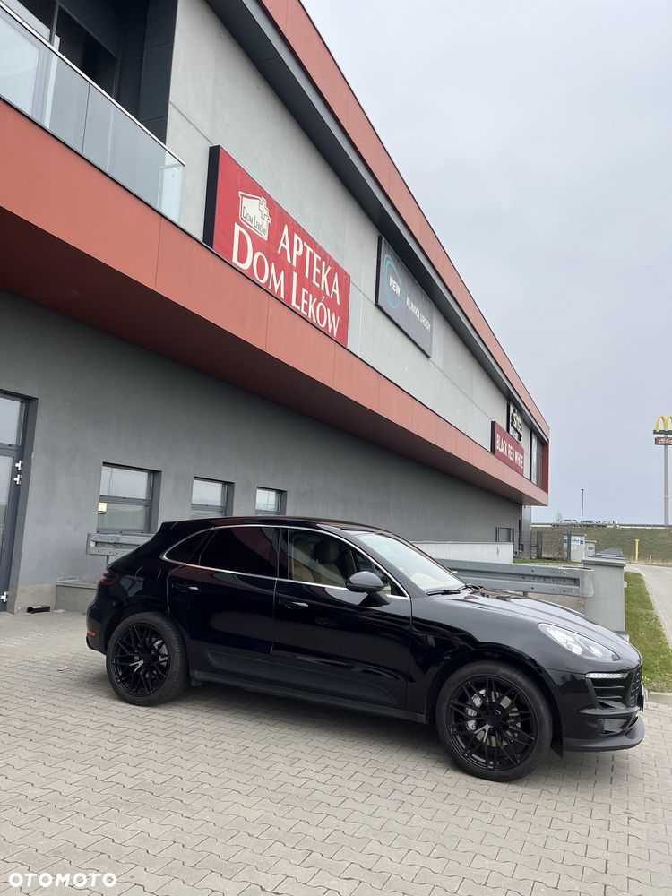 Porsche Macan - 3