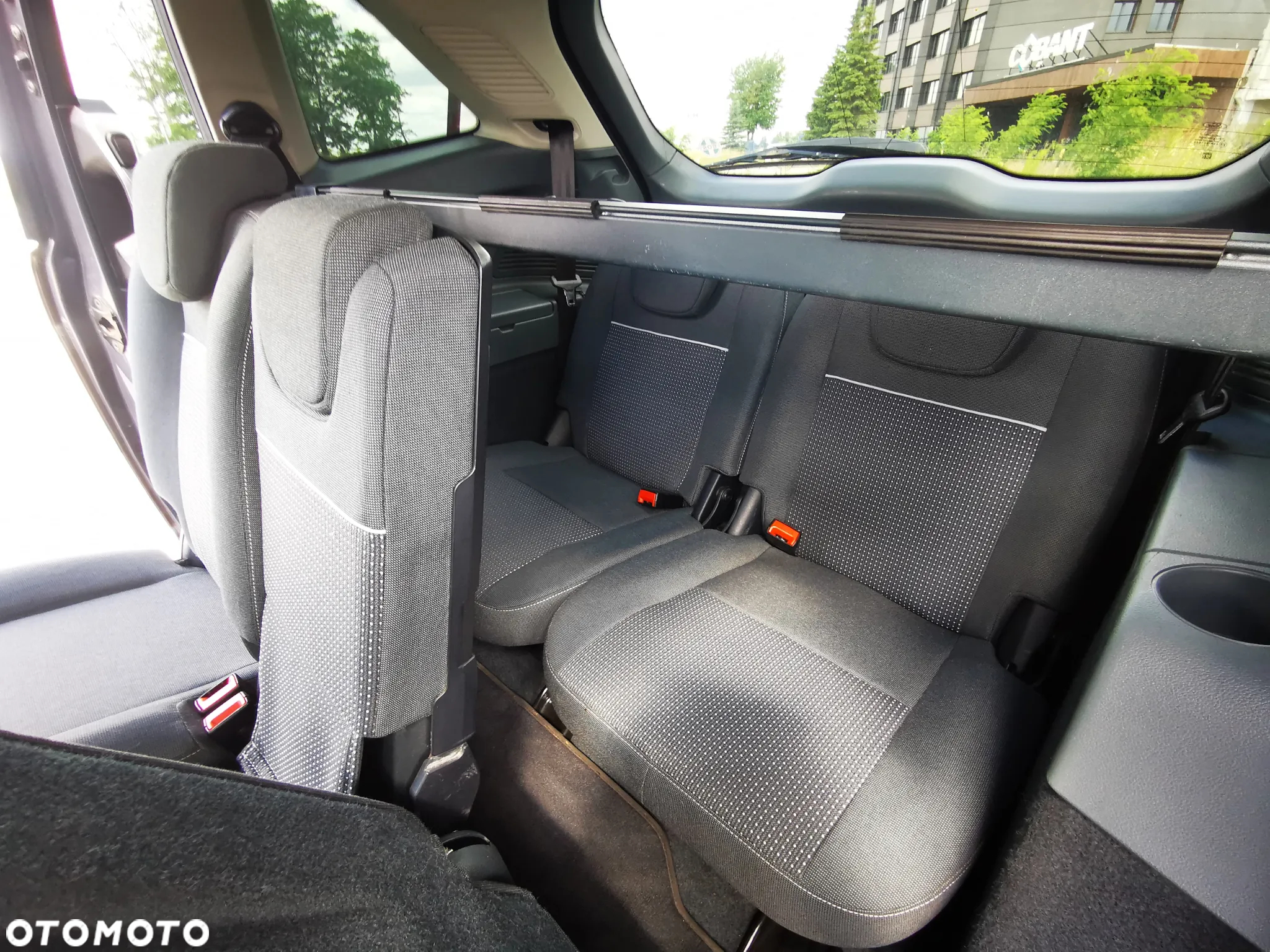 Ford Grand C-MAX 2.0 TDCi Champions Edition - 14