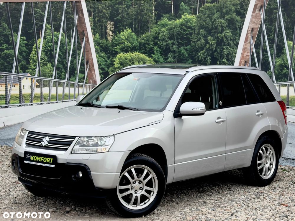 Suzuki Grand Vitara 2.4 Comfort+ - 7