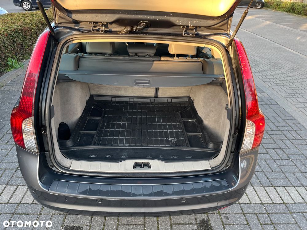 Volvo V50 2.0D Summum - 10