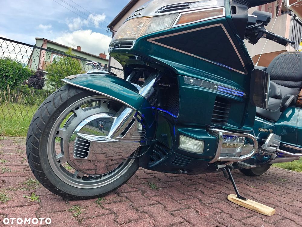 Honda GL - 19