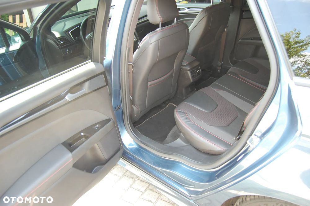 Ford Mondeo 2.0 EcoBlue ST-Line - 19