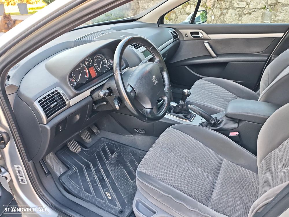 Peugeot 407 SW 1.6 HDi Executive FAP - 16