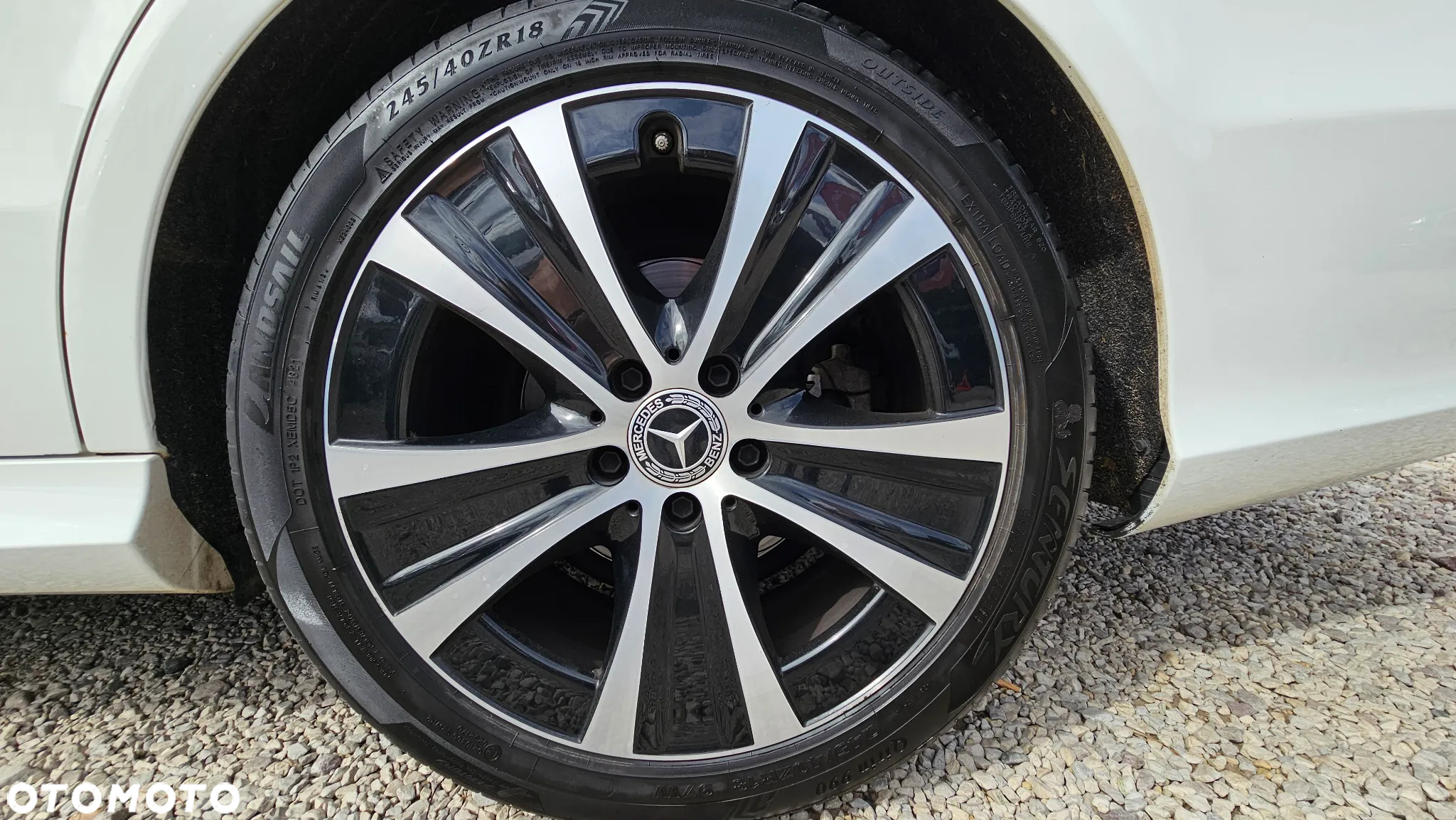 Mercedes-Benz Klasa E 250 BlueTEC 9G-TRONIC Avantgarde - 27