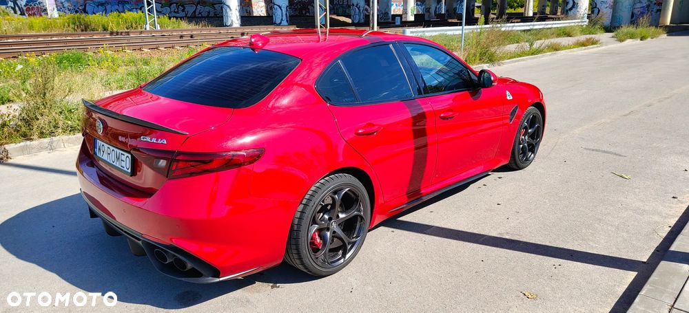 Alfa Romeo Giulia 2.9 Bi Turbo V6 Quadrifoglio - 2