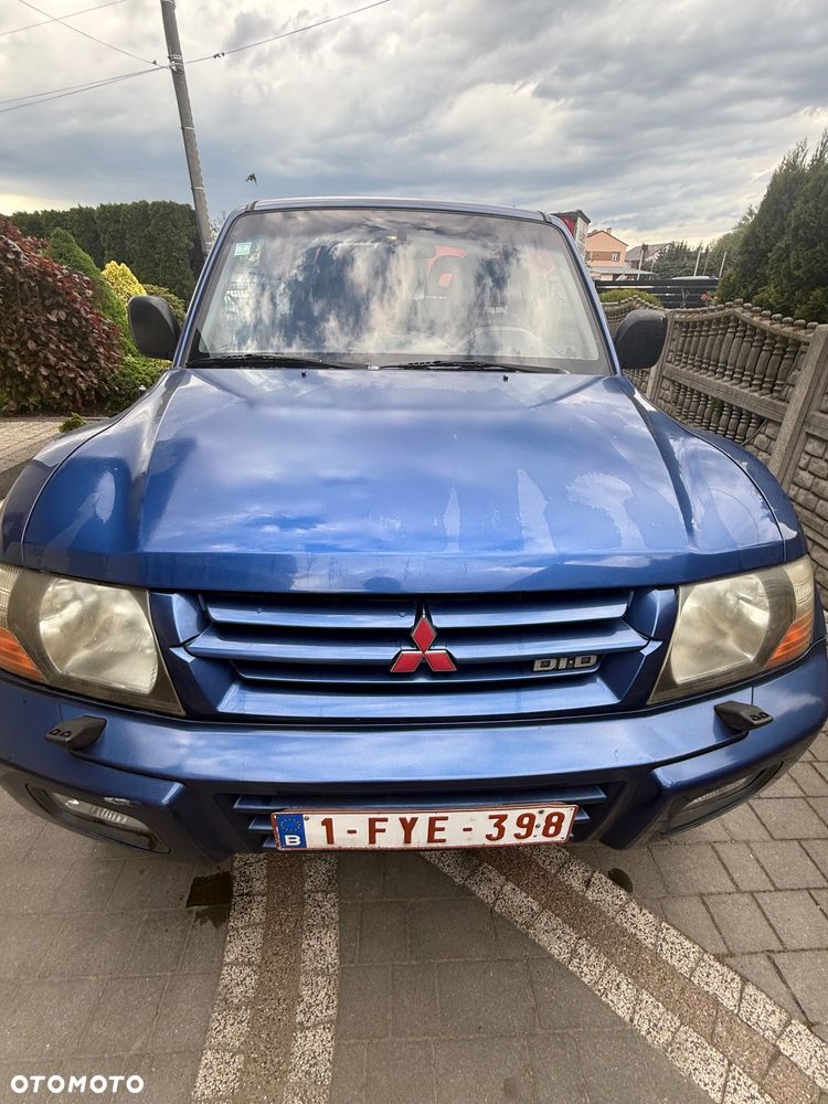Mitsubishi Pajero - 3