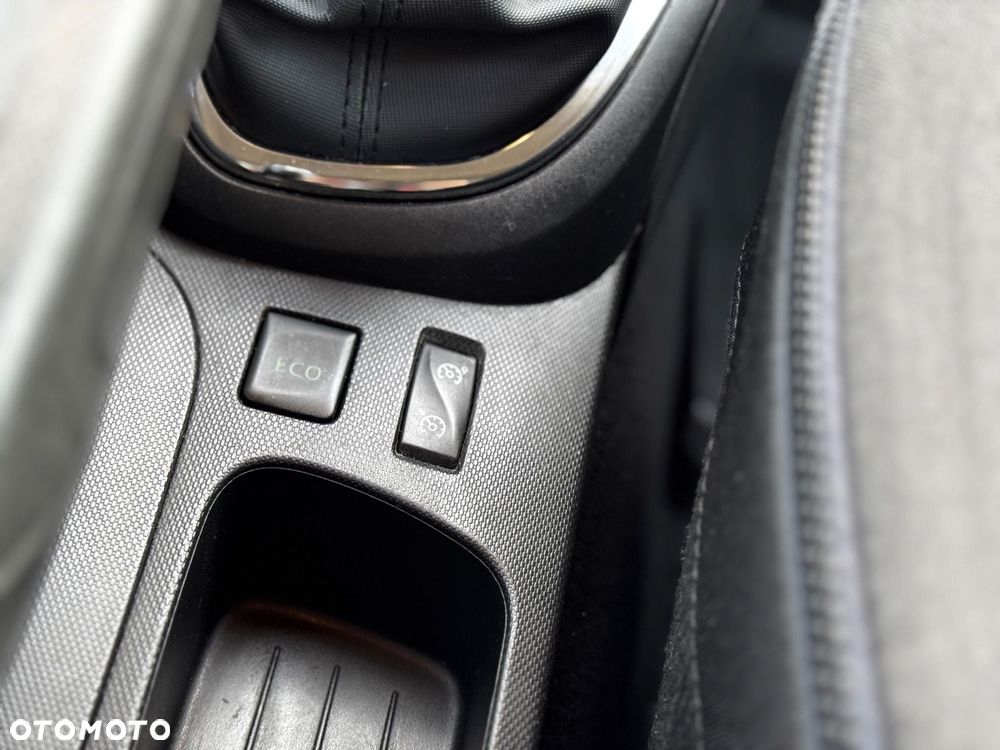 Renault Captur 0.9 Energy TCe Intens EU6 - 16