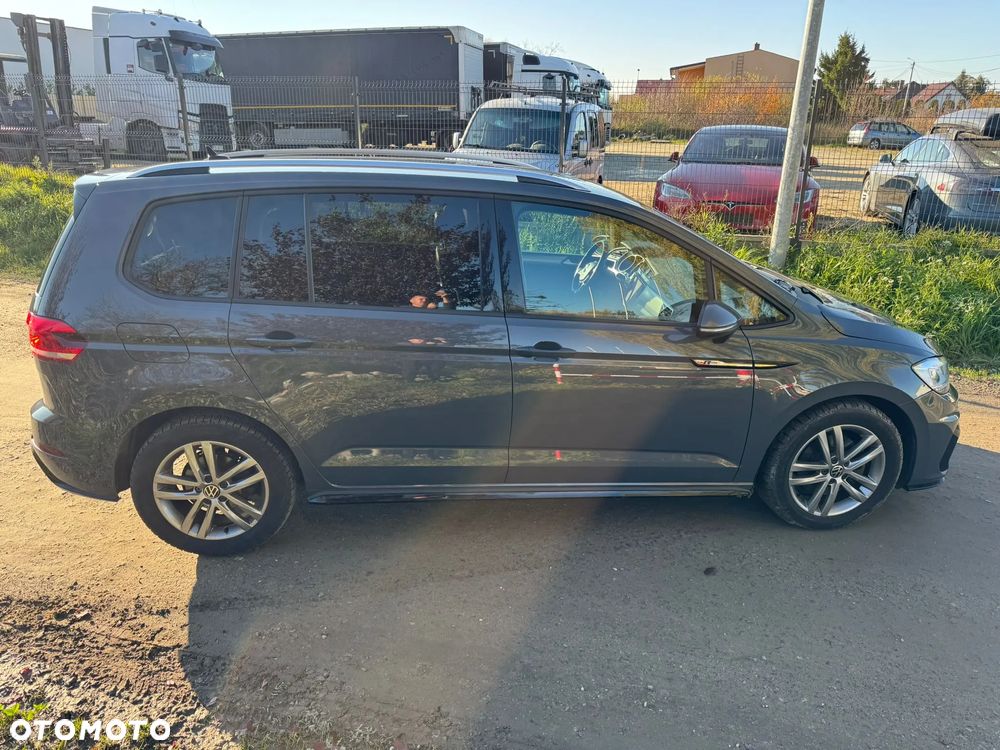 Volkswagen Touran - 7
