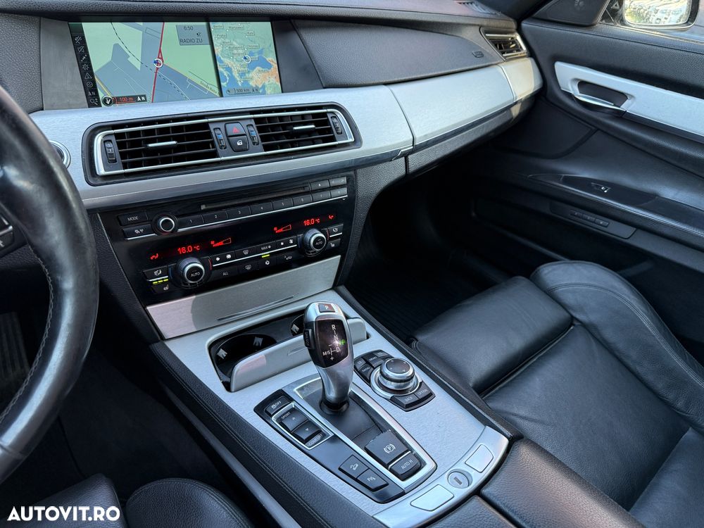 BMW Seria 7 740d xDrive Edition Exclusive - 37
