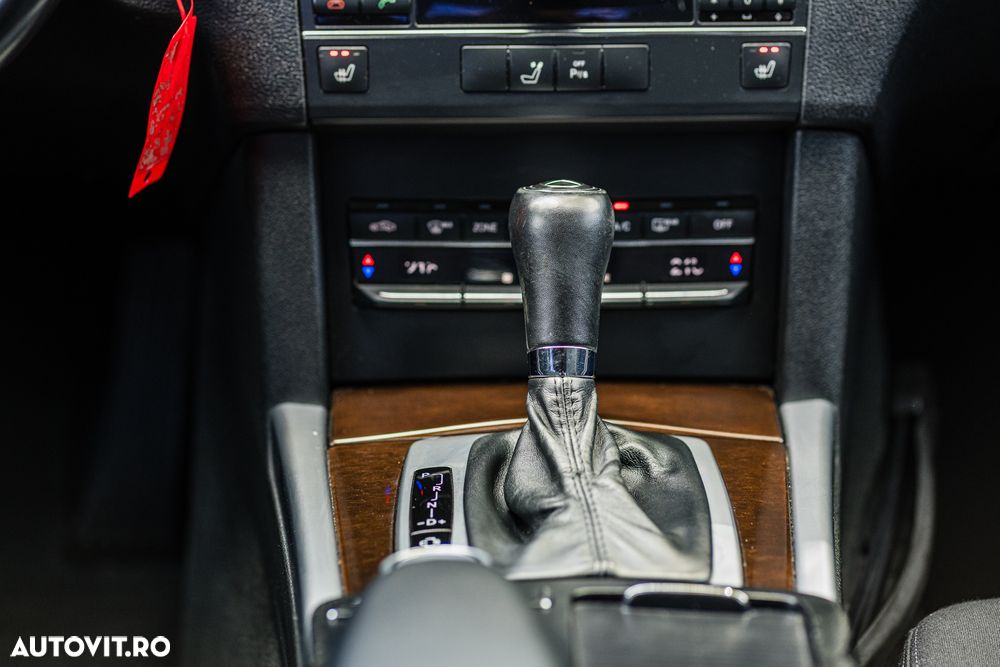 Mercedes-Benz E 220 CDI Automatik Classic - 24