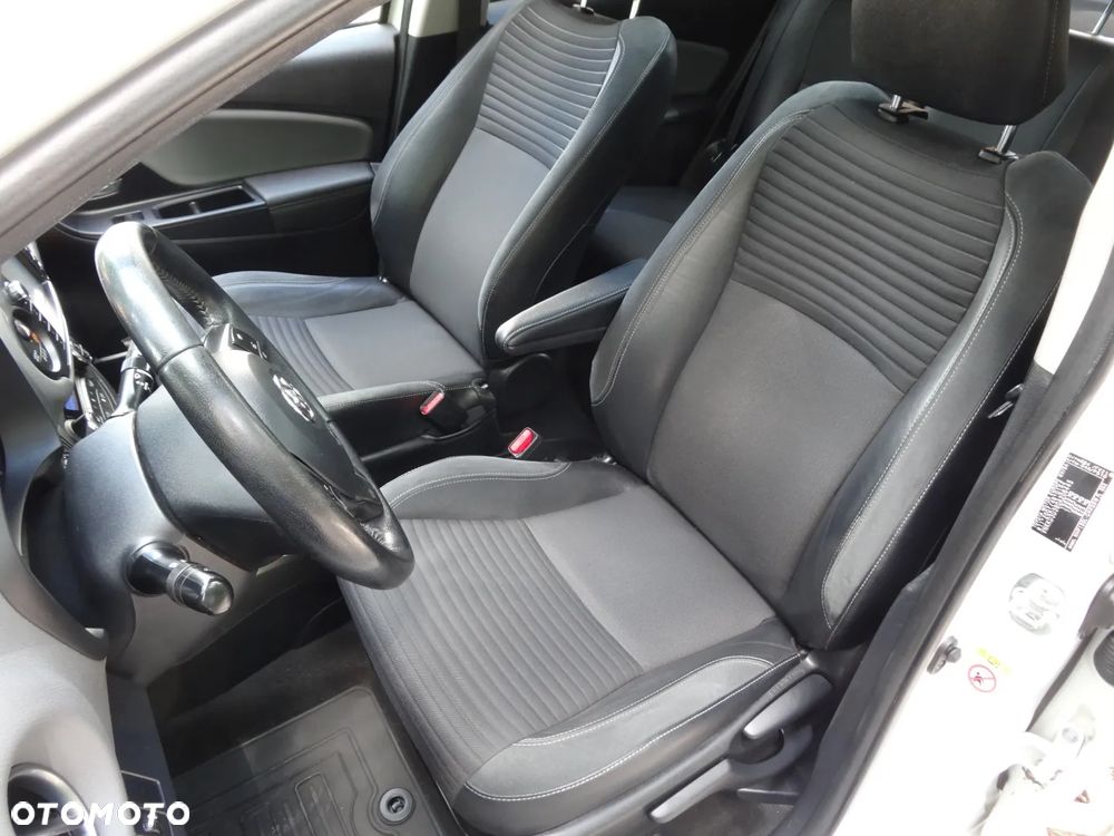 Toyota Yaris 1.5 VVT-i Comfort - 21
