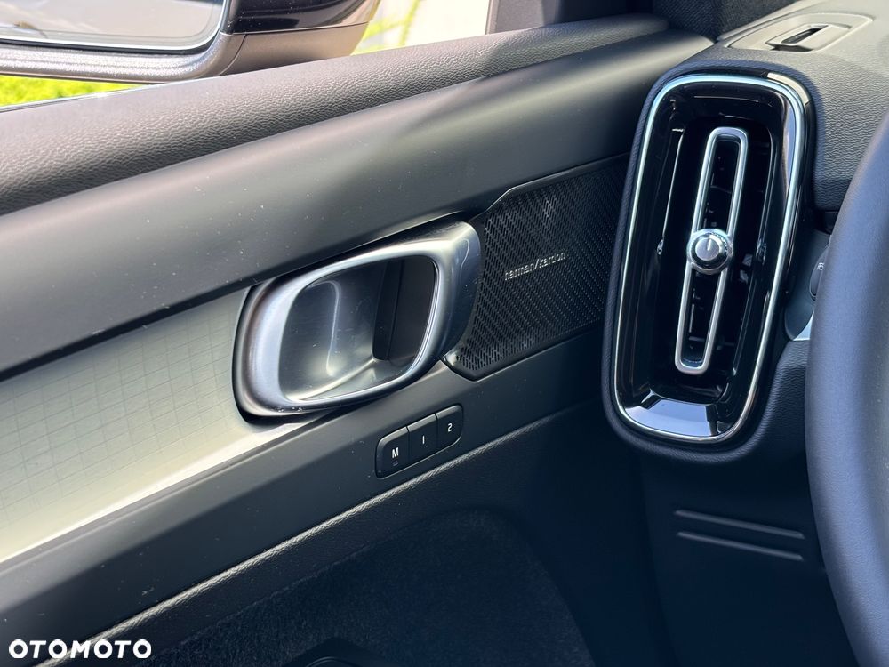 Volvo XC 40 - 11