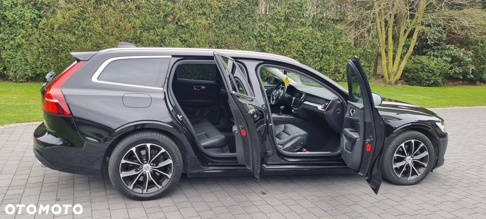 Volvo V60 D3 Momentum Pro - 12