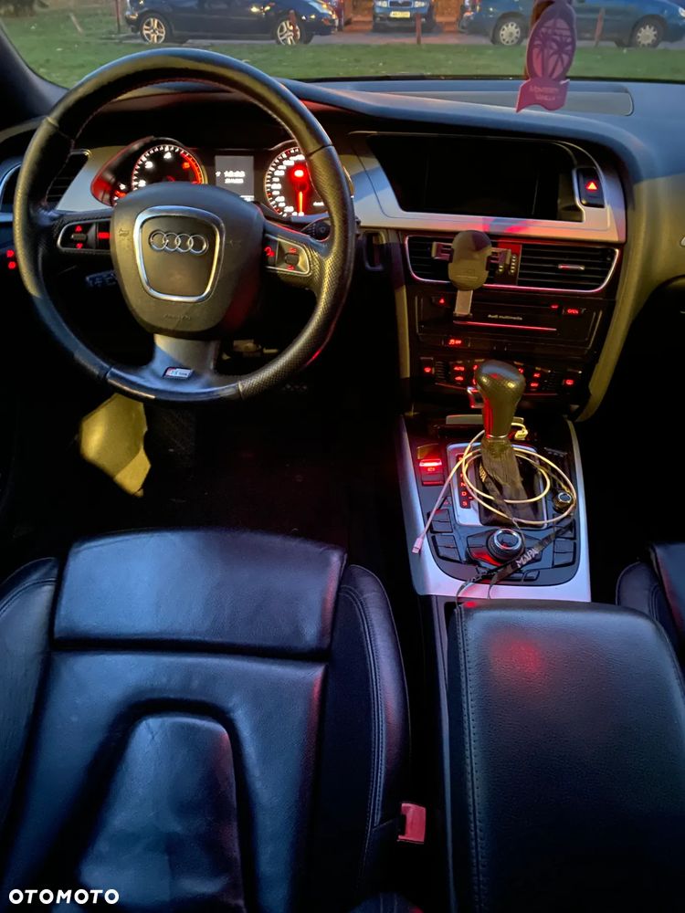 Audi A4 Avant 2.0 TDI DPF multitronic S line Sportpaket - 7