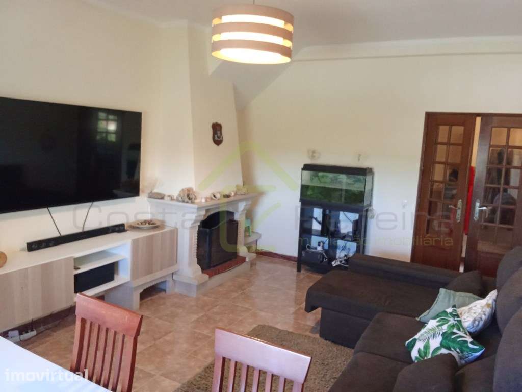 Moradia T3 +1 com espaço exterior e vista campo a minutos das Praias - Grande imagem: 2/26