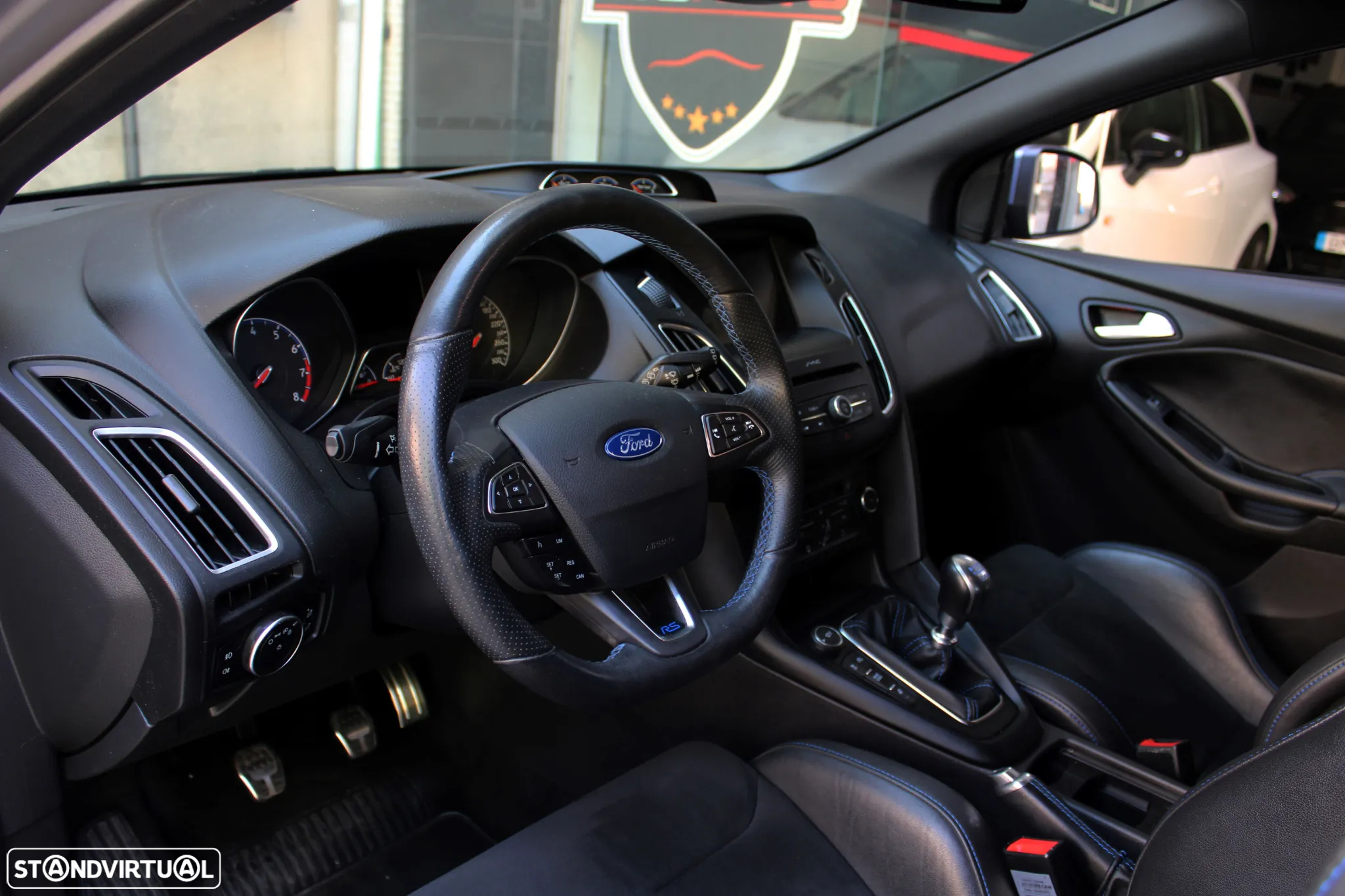 Ford Focus 2.3 EcoBoost RS - 20