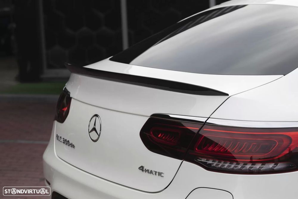 Mercedes-Benz GLC 300 de Coupe 4Matic 9G-TRONIC AMG Line - 34