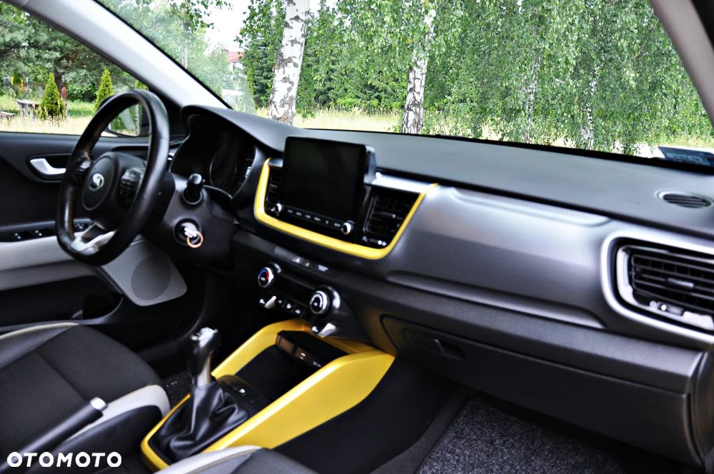 Kia Stonic 1.0 T-GDI L Business Line - 14
