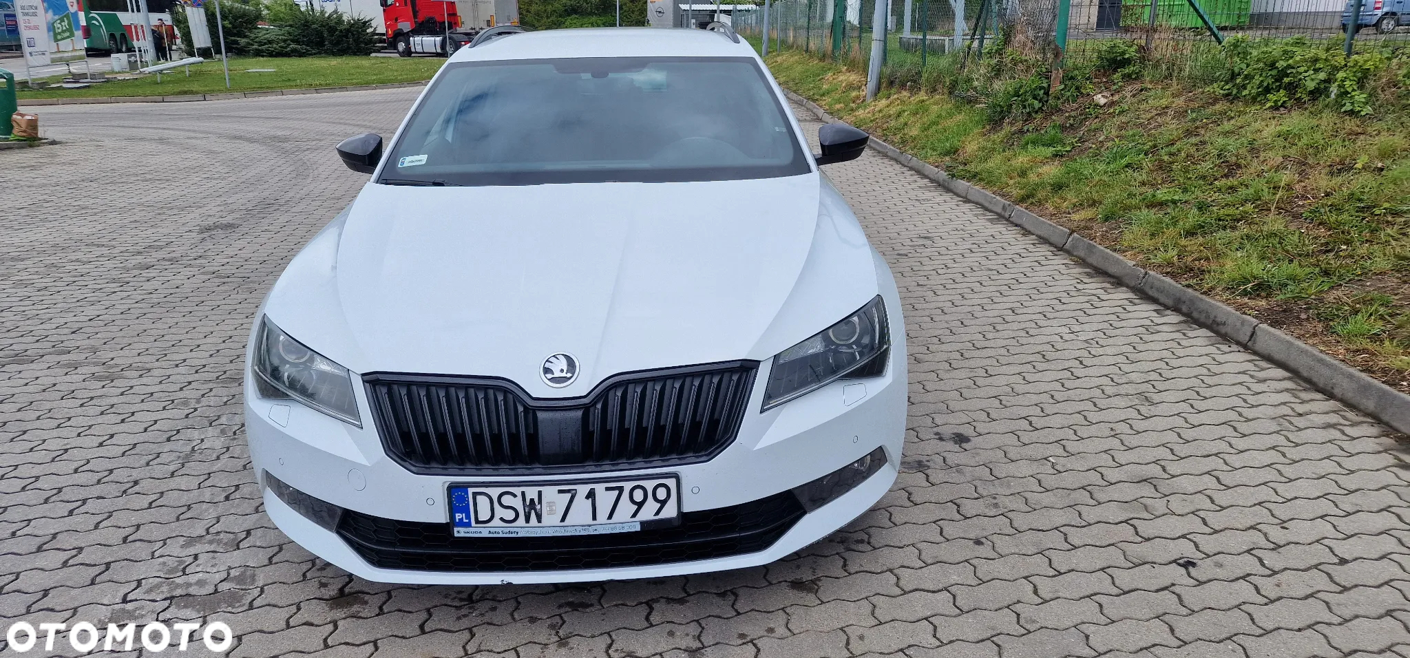 Skoda Superb 2.0 TSI Sportline DSG - 2