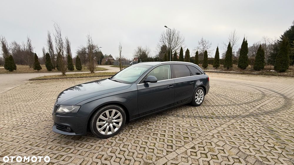 Audi A4 Avant 2.0 TDI DPF Ambiente - 19