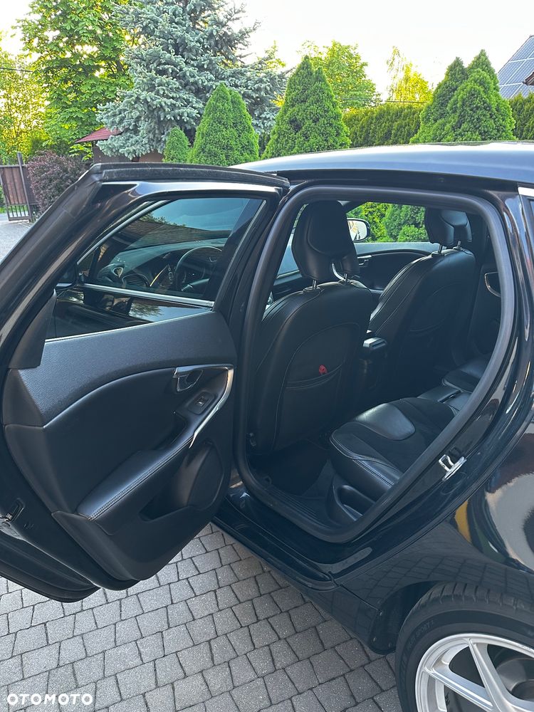 Volvo V40 D4 RDesign - 12