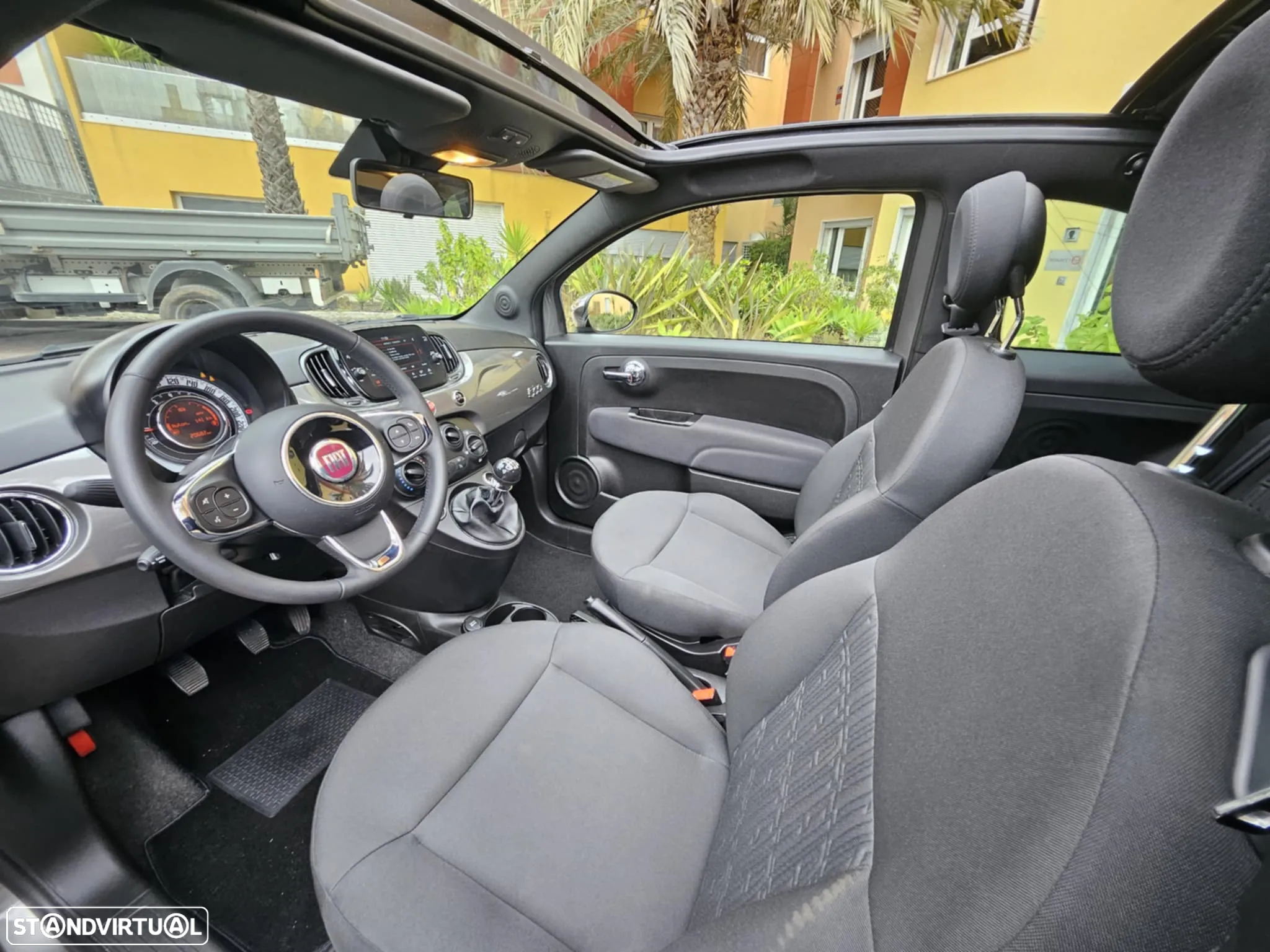 Fiat 500C 1.0 Hybrid - 15