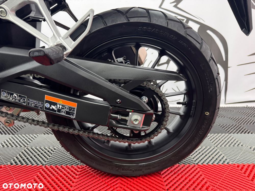 Honda CB - 16