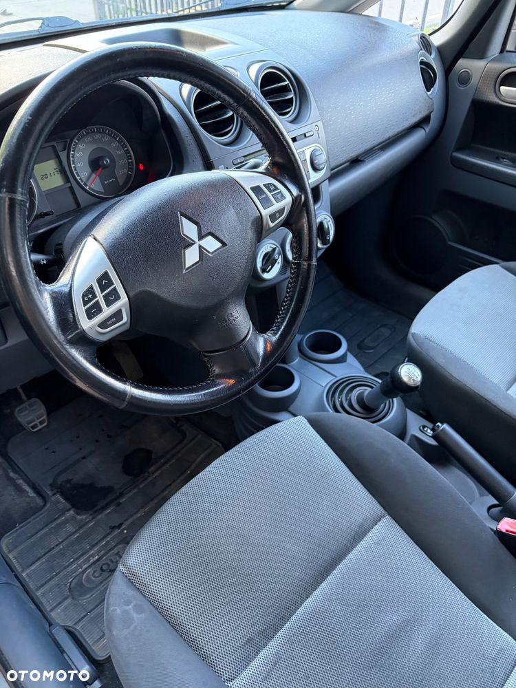 Mitsubishi Colt 1.3 Intense - 10