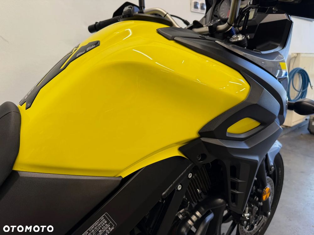 Suzuki V-STROM - 32