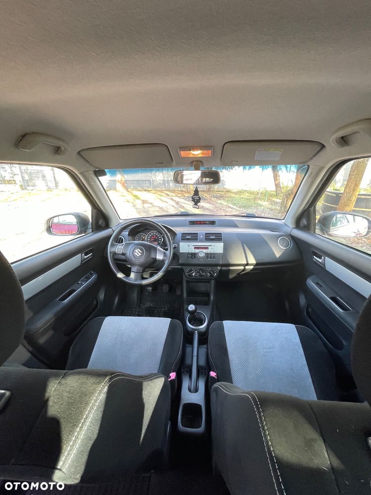 Suzuki Swift 1.3 Comfort - 26