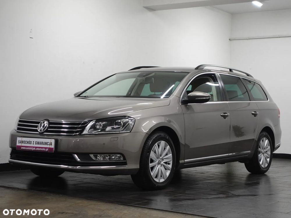 Volkswagen Passat - 2