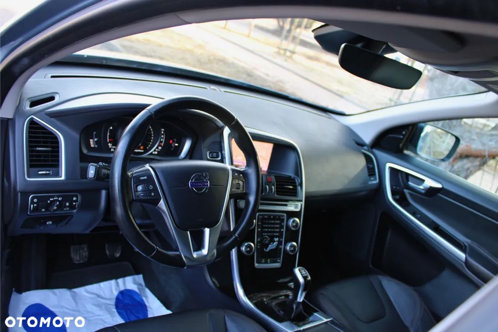 Volvo XC 60 D3 Summum - 17