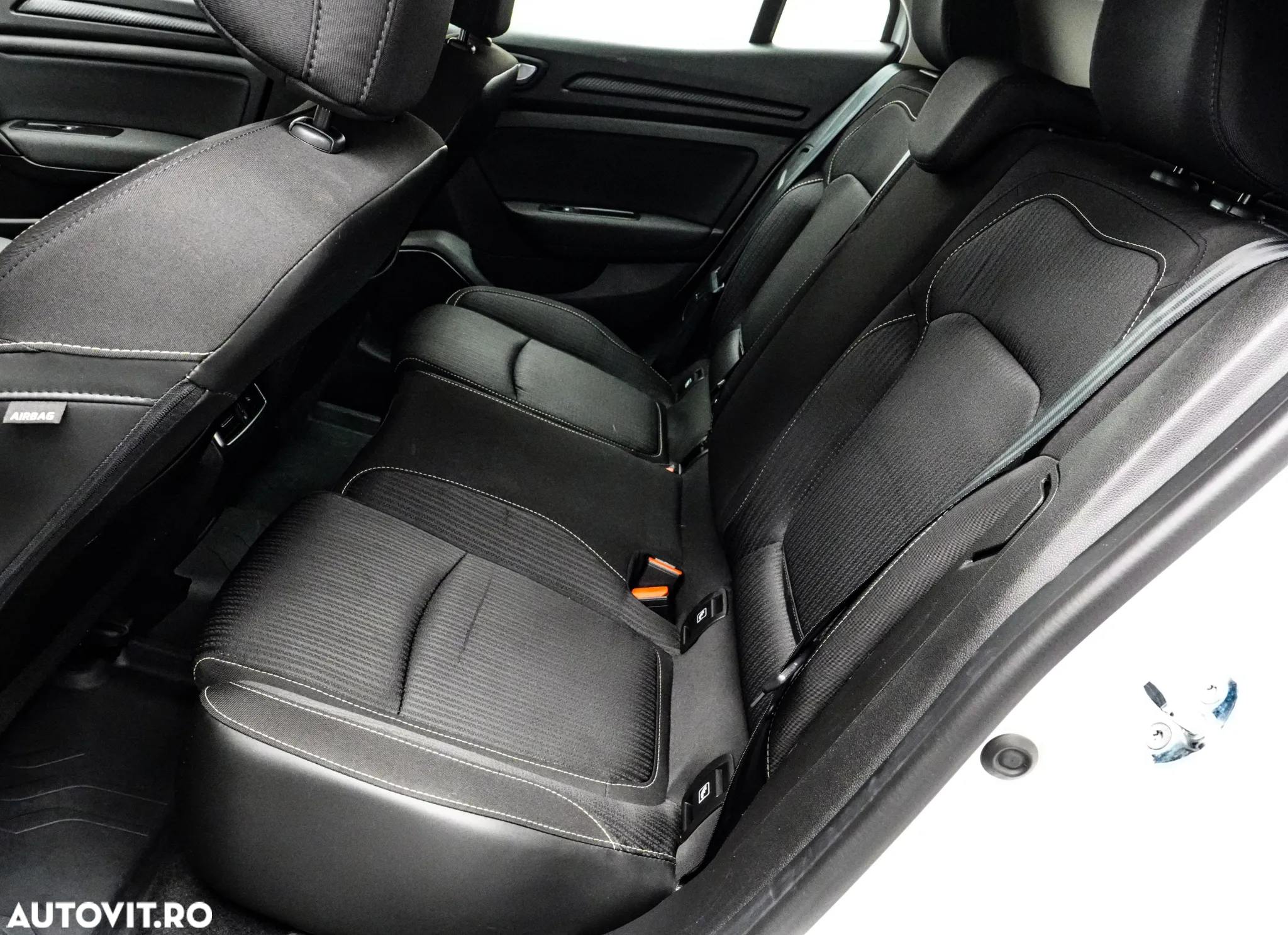 Renault Megane Blue dCi 116 Zen - 16
