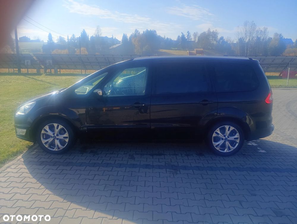 Ford Galaxy 2013 photo 5