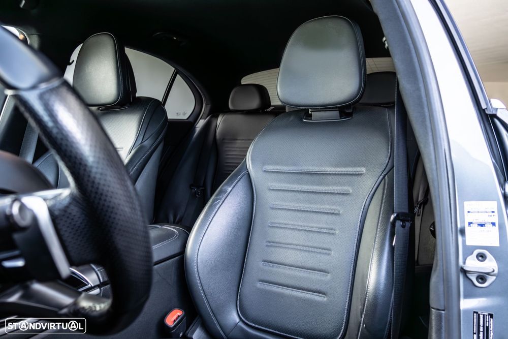 Mercedes-Benz C 300 d AMG Line - 28