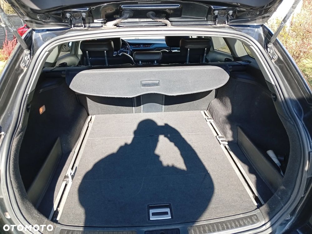 Toyota Avensis 2.0 D-4D Prestige - 16