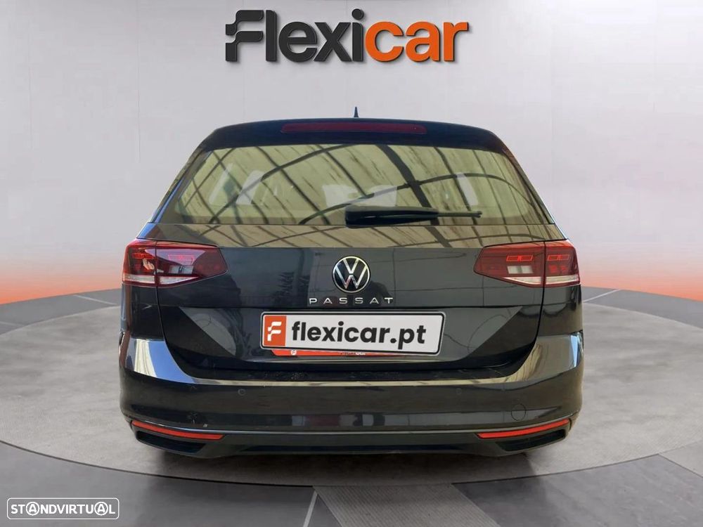 VW Passat Variant 2.0 TDi Business DSG - 6