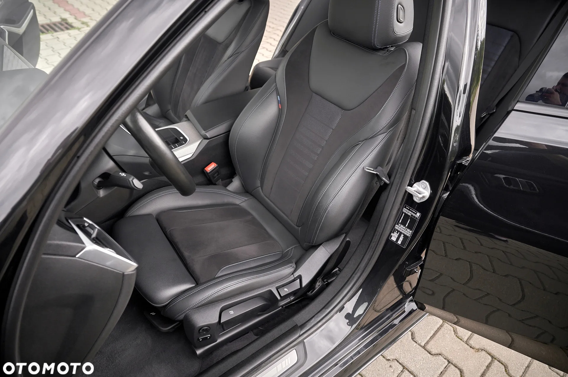 BMW Seria 3 320d M Sport sport - 24