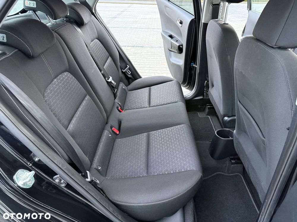 Kia Picanto 1.0 L - 19