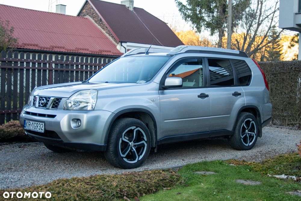 Nissan X-Trail 2.0 dCi 4x4 DPF SE - 6