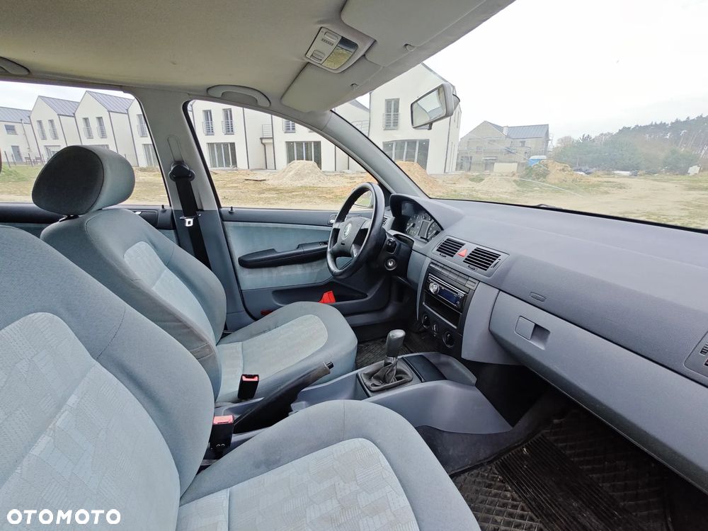 Skoda Fabia 1.4 Basic - 7