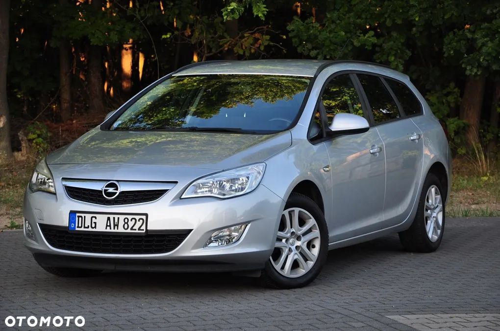 Opel Astra 1.4 Turbo Sports Tourer - 1