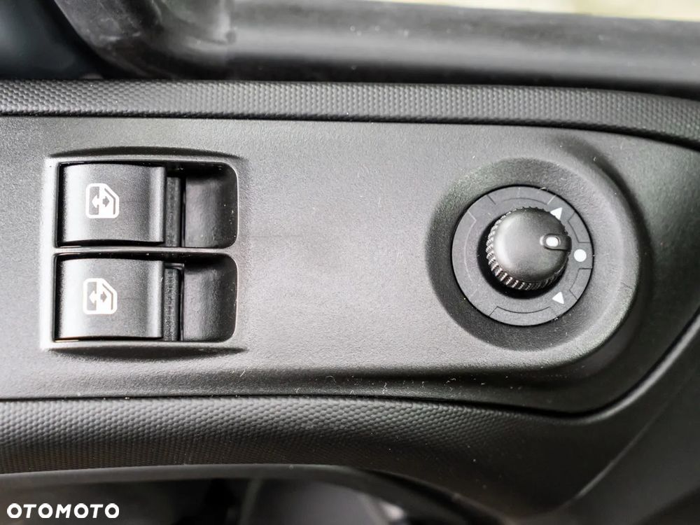 Iveco Daily 35C18HD doka ze skrzynią fabryczną - 12