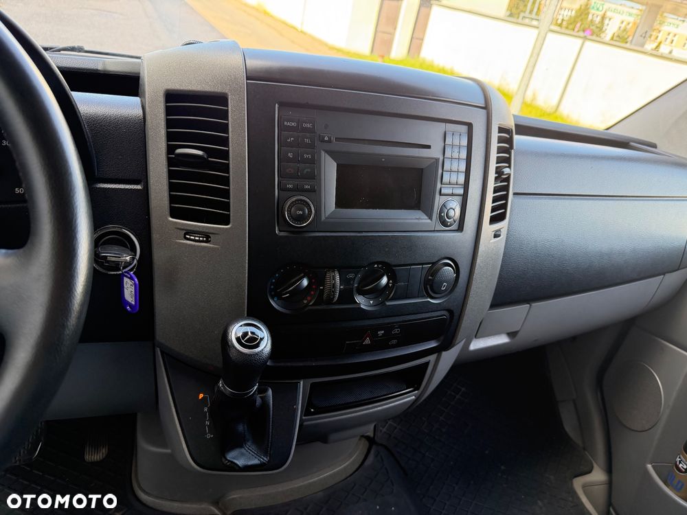 Mercedes-Benz Sprinter 319 L4H3 | 241.000km - 33