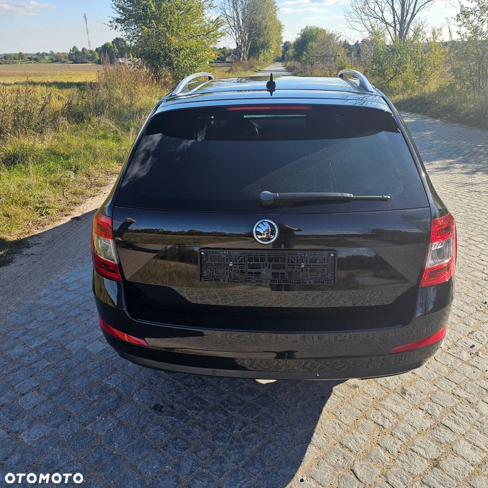 Skoda Octavia Combi 1.6 TDI GreenLine - 6